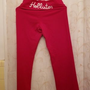 Used but great condition Hollister yoga pants